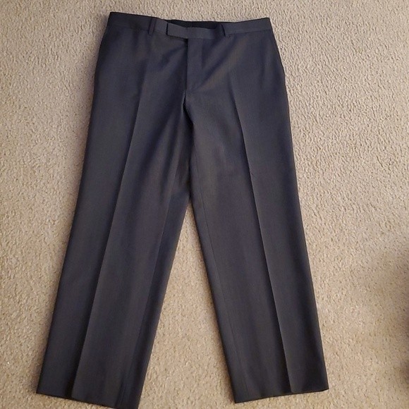 Hugo Boss James Brown Wool Dress Slacks - 36R - Picture 2 of 10